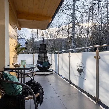 Pod Orlem - Bed & Breakfast *